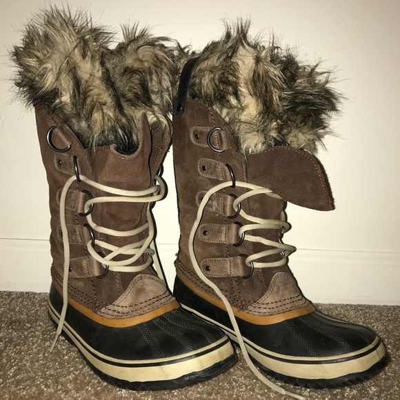 Sorel Joan of Arctic Boot - Picture 2 of 8